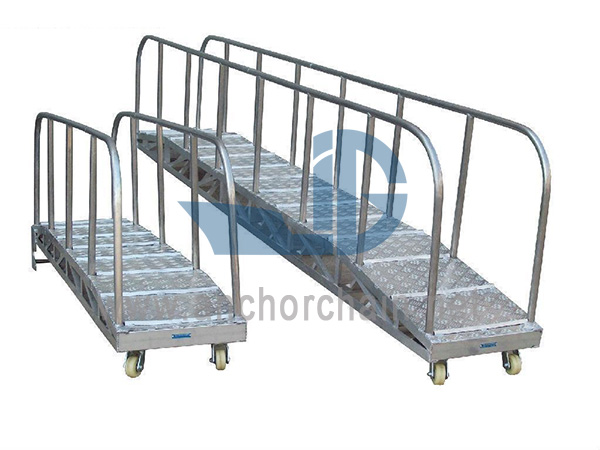 Scară de debarcader din aluminiu (tip curbat)