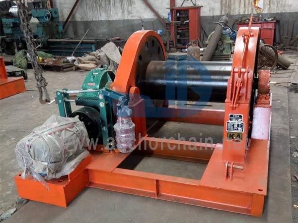 Remorcare offshore și troliu de remorcare